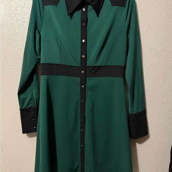 Karen Millen Emerald Green Shirt Dress with Black Trim - Picture 9 of 15